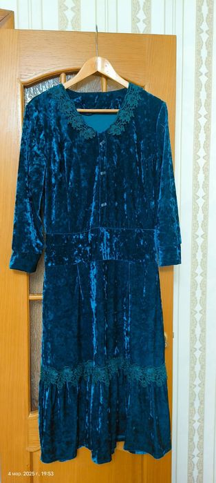 Платья женские , нарядные