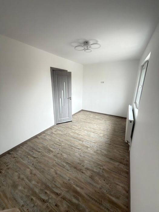 Apartament de vânzare 3 camere