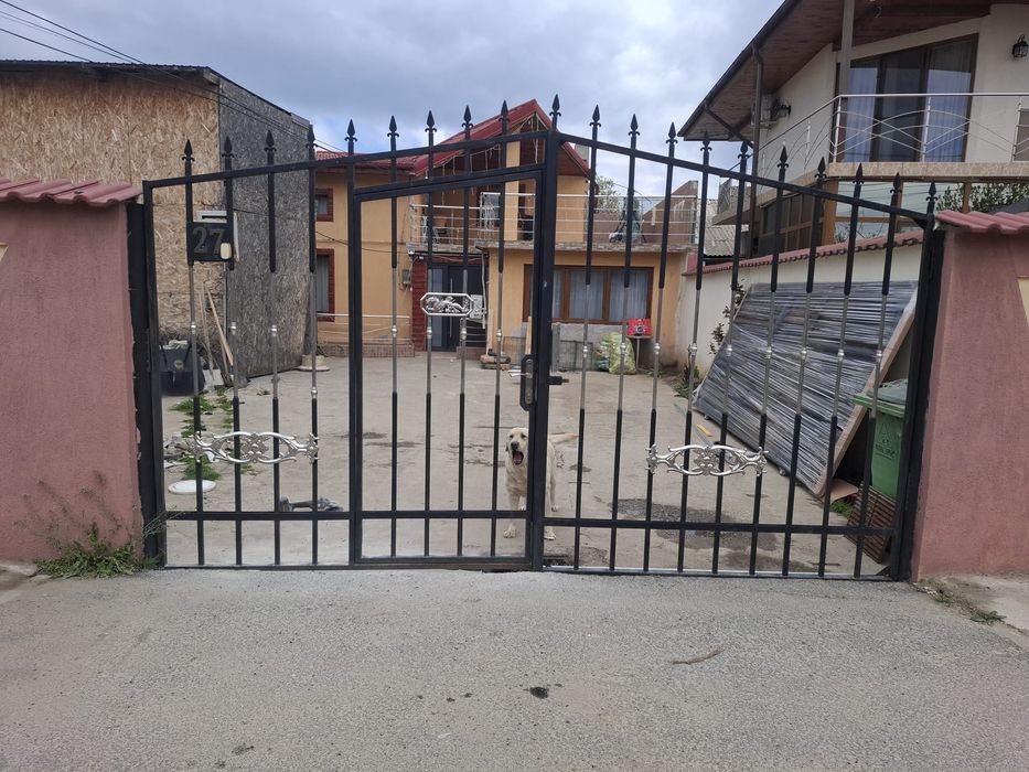 poartă de vânzare