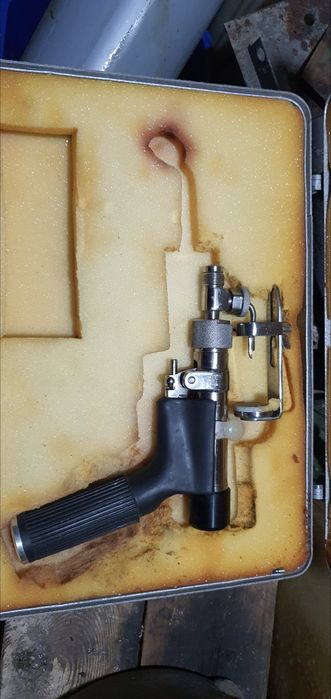 Безигольный шприц для инъекций БИ-8