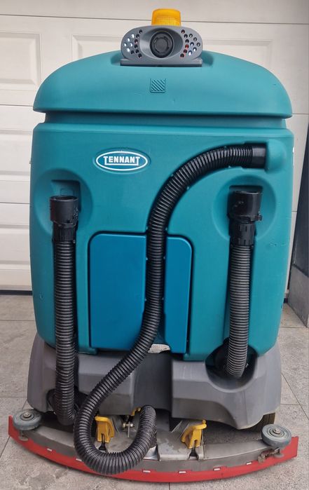 Masina de spălat curatat pardoseli Tennant T12 Tennant T7