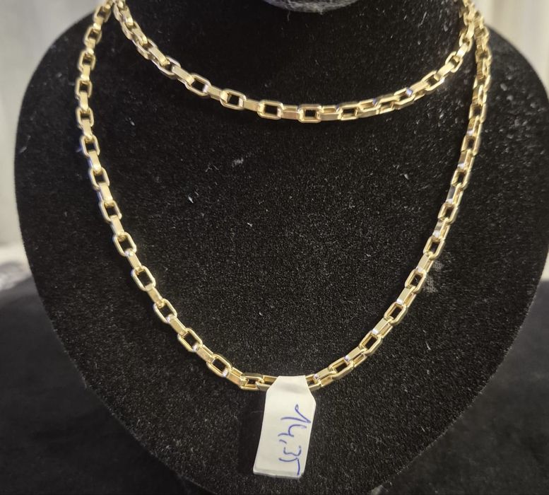 Aur de vanzare lantisoare , inele , bratari …..