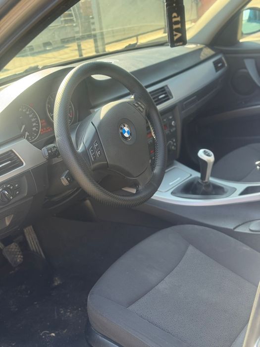 BMW e 90 318 2.0
