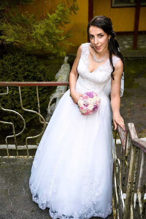 Vand rochie de mireasa