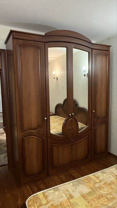 продам спальный гарнитур