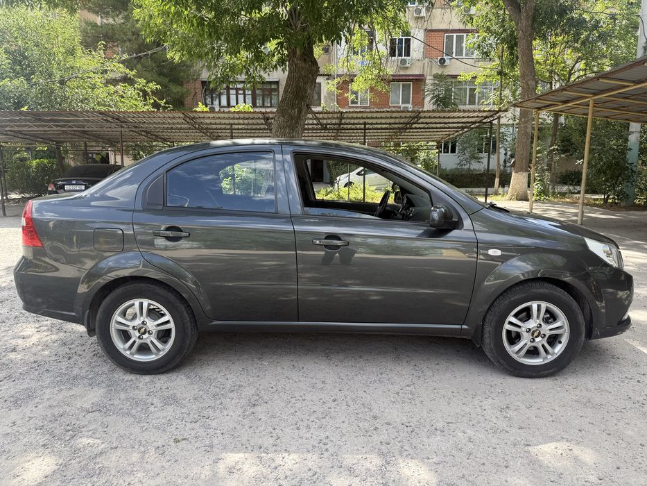 Nexia 3 avtomat mokriy