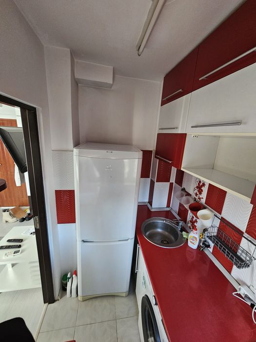 Proprietar, inchiriez garsoniera vest str. Eremia Grigorescu