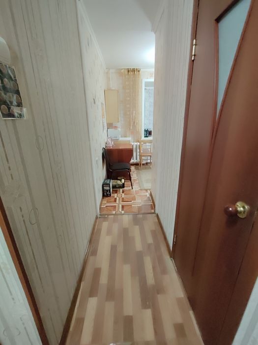 Продается 2-комн (5-20, 5 эт)