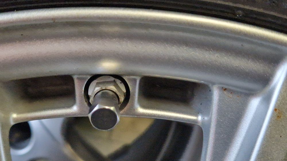 Джанти с гуми за мецедес