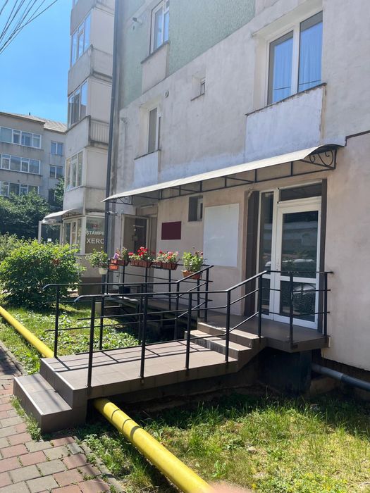 Spațiu comercial cu 3 unități separate | Zona Perla - BCR
