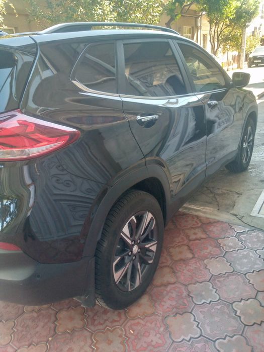 Tracker 2 premier Sotiladi