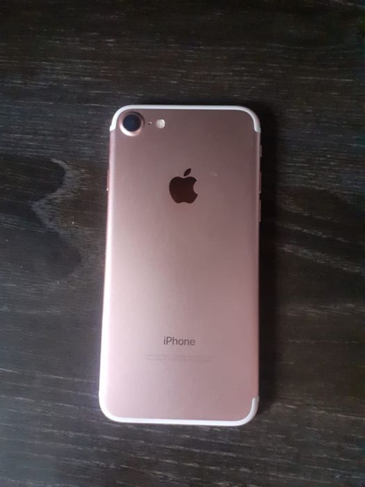 apple iPhone 7 розовый, 128 гб.