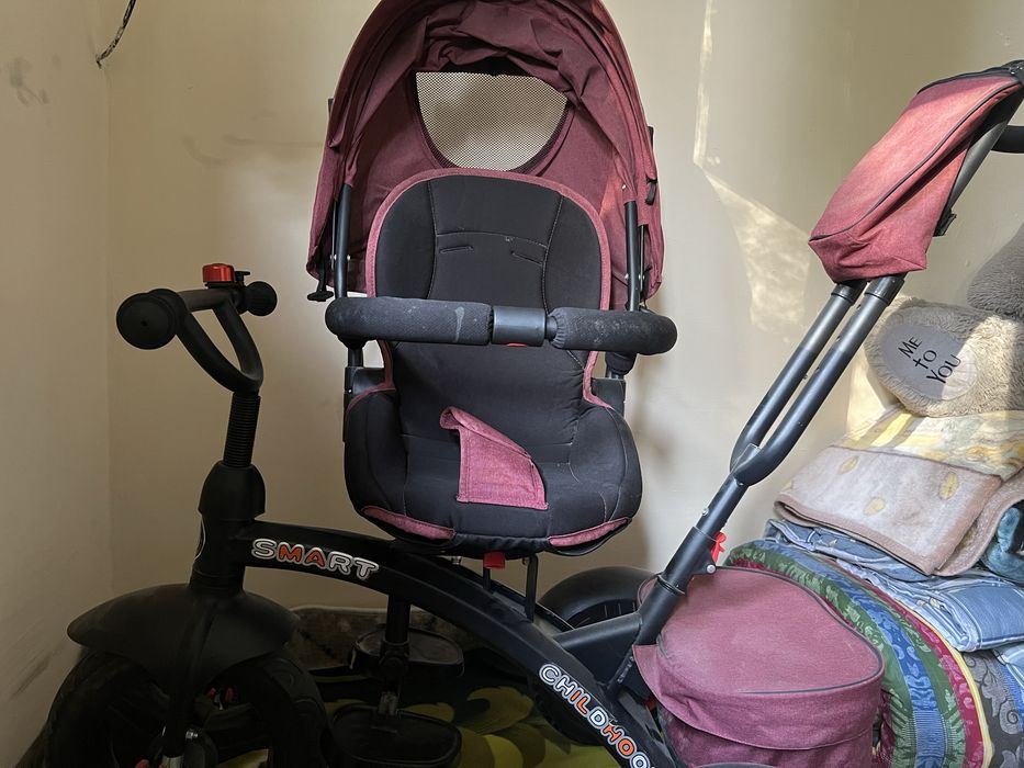 Продам детский велосипед с ручкой