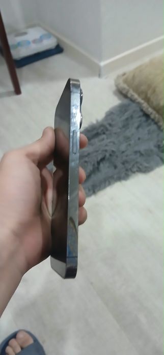 продам айфон 13 про