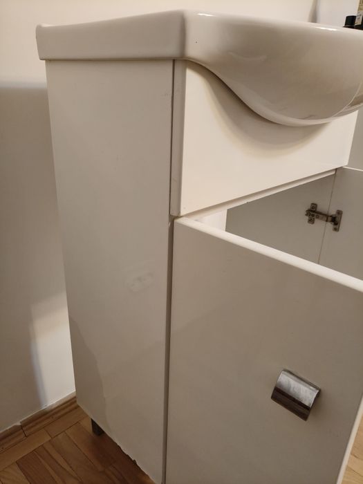 Chiuveta baie și masca