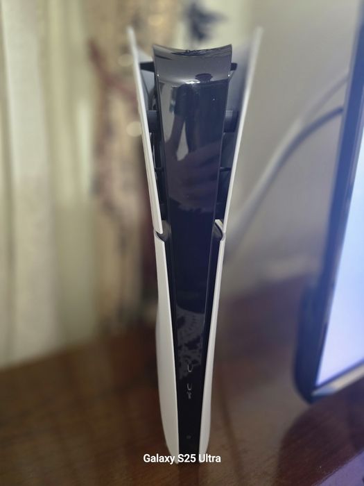 Consolă PlayStation 5 (PS5) Slim Digital Edition – Pachet Complet