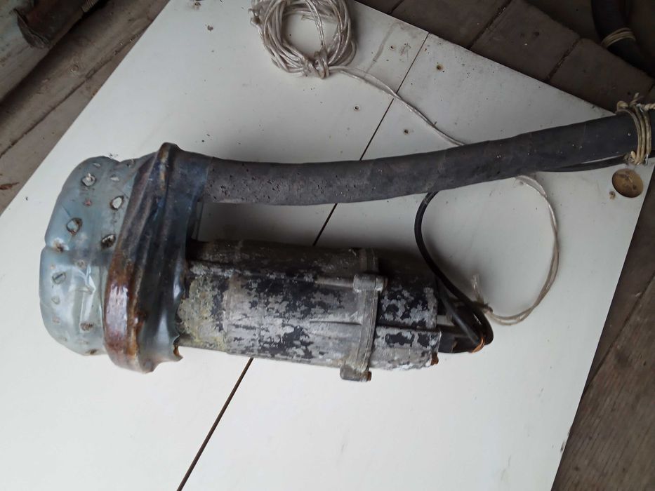 насос  бытовой     .