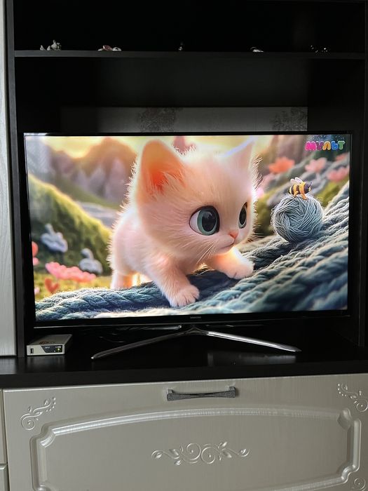 Смарт телевизор Самсунг б/у