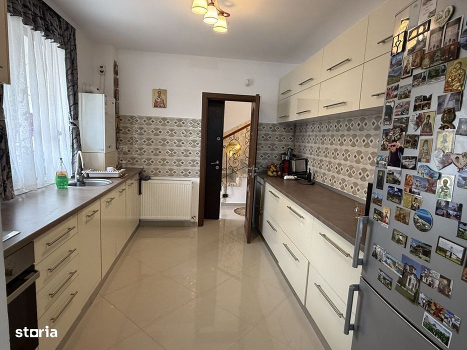 Casa de vanzare complet mobilata si utilata in Bragadiru