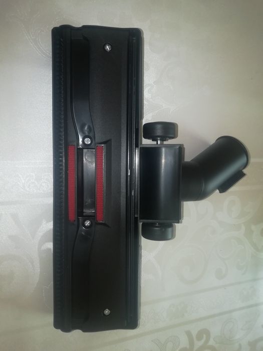 Щётки для пылесоса. Новые.