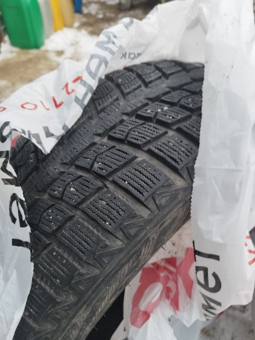 Продам б/у шины.