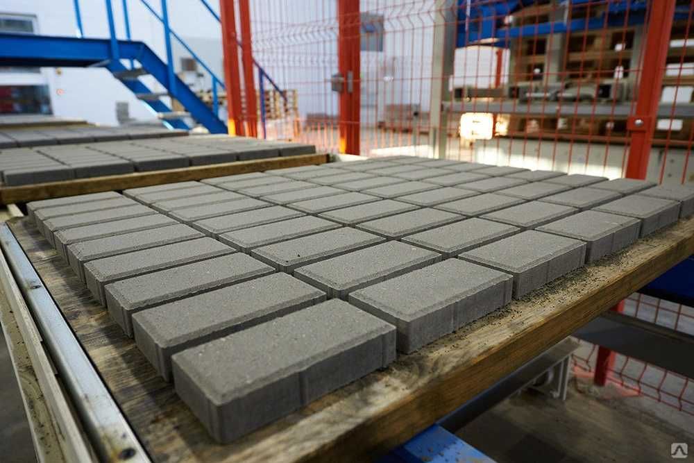 Брусчатка вибропресс в наличии.