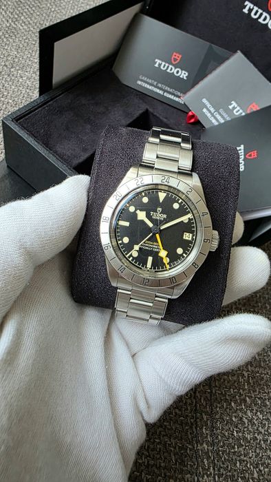 Tudor Black Bay Pro GMT - Отлично състояние, гаранция до 08.2027