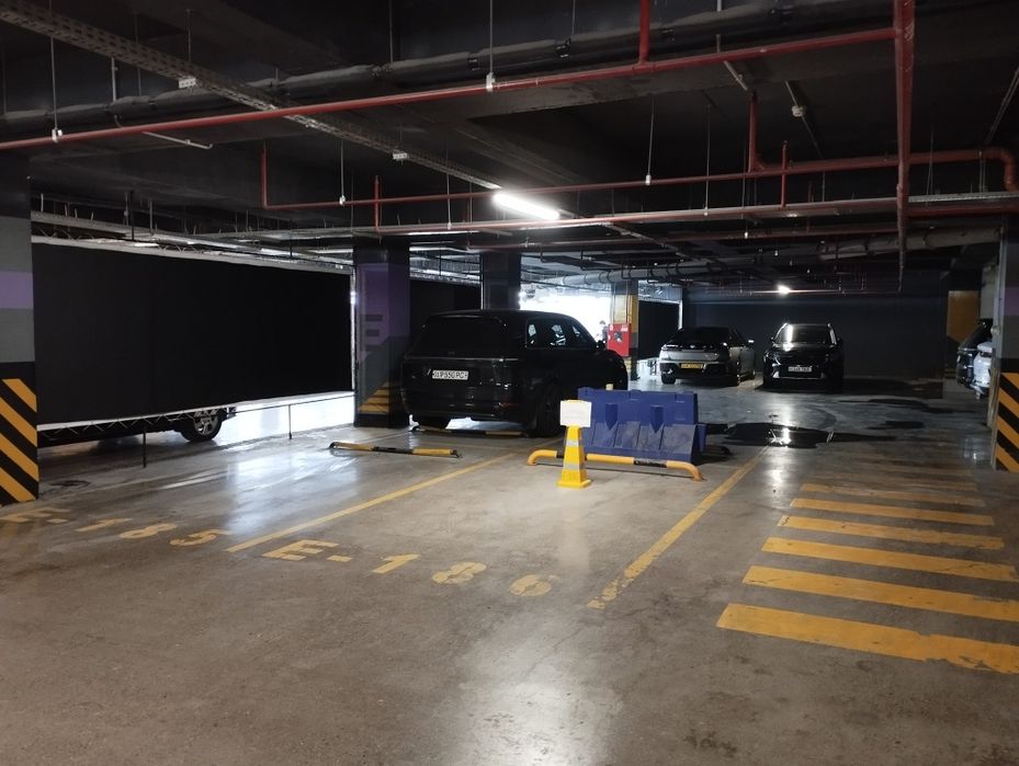 Срочно продается Машиноместо (парковка) в ЖК Гарденс Ташкент Сити.