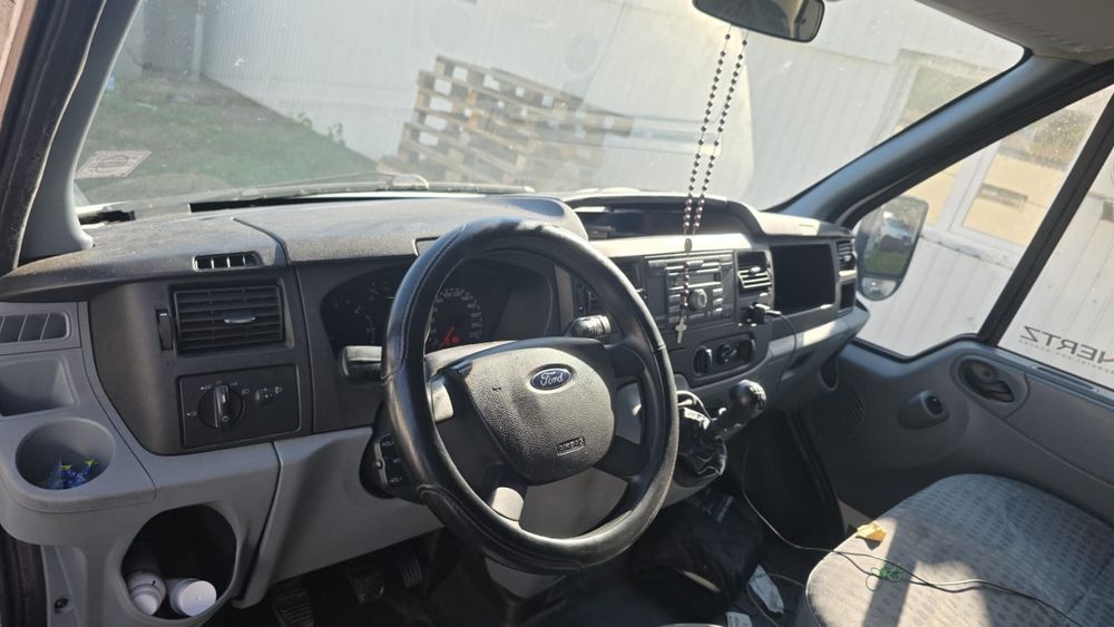 Ford Transit prelata