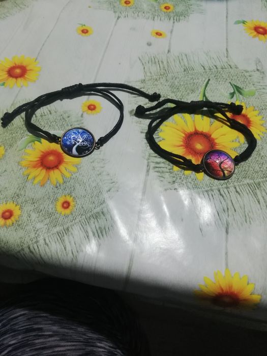 Колие и гривни. Гривни дървото на живота