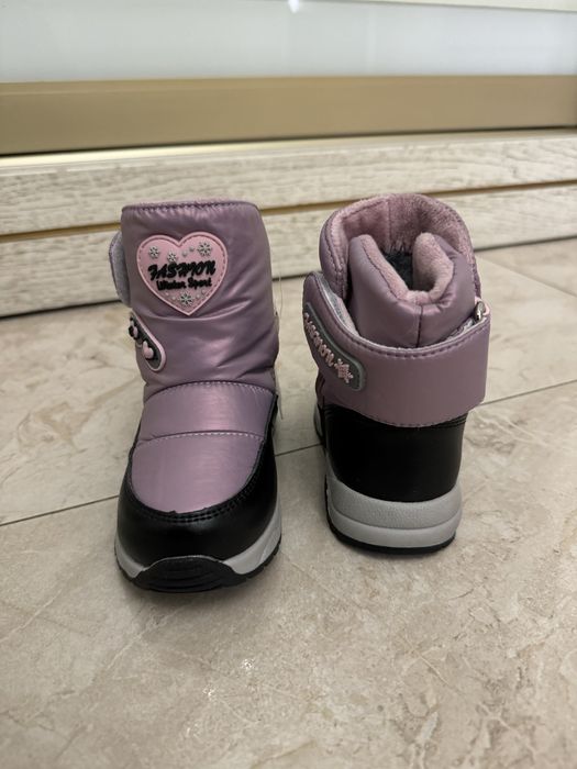 Дутики на девочку