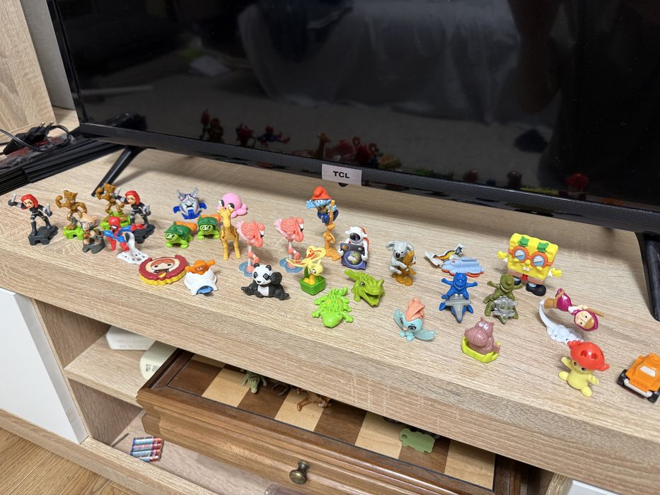 Киндер игрушки (новые)