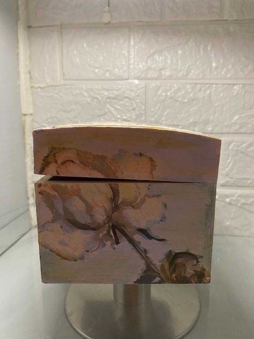 Кутия за бижута  рози