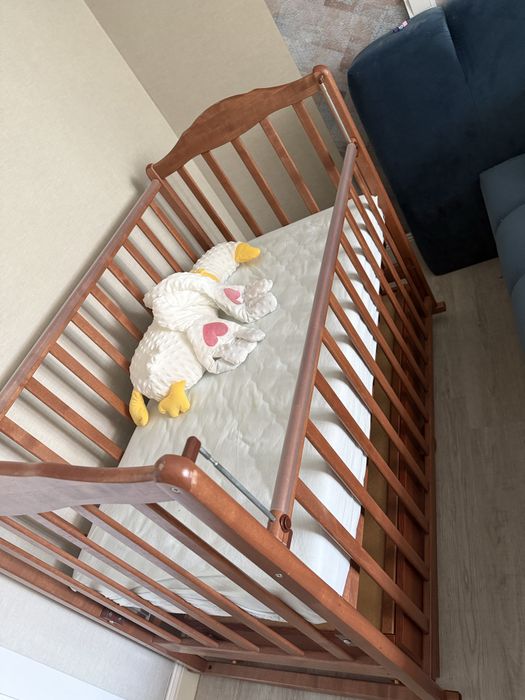 Продам детскую кровать