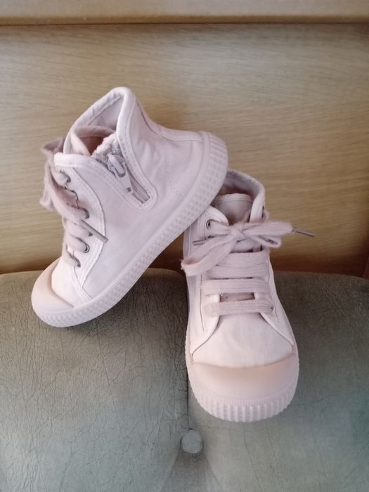 Детски обувки,маратонки,,кецове,пантофи