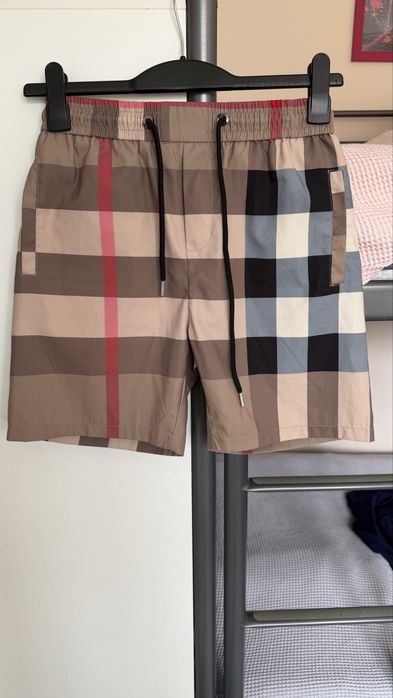 Burberry бански.
