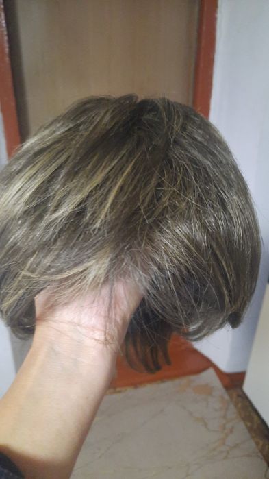 Продам сапоги,парик, пылесос