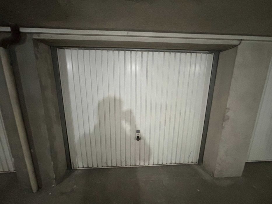 Продавам гаражна врата Хьорман / Hormann