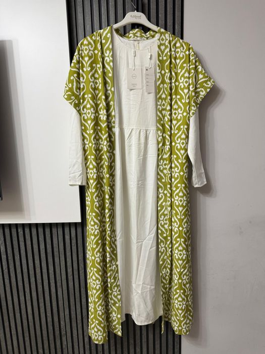 Продам платья и двойки