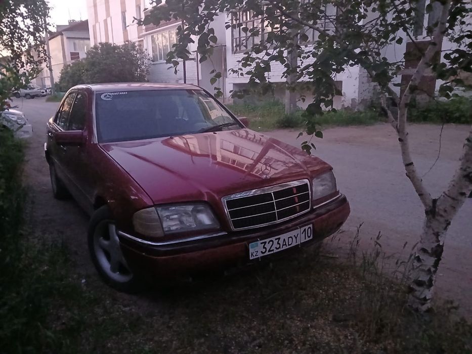 Мэрс  с180 хорошем состояние