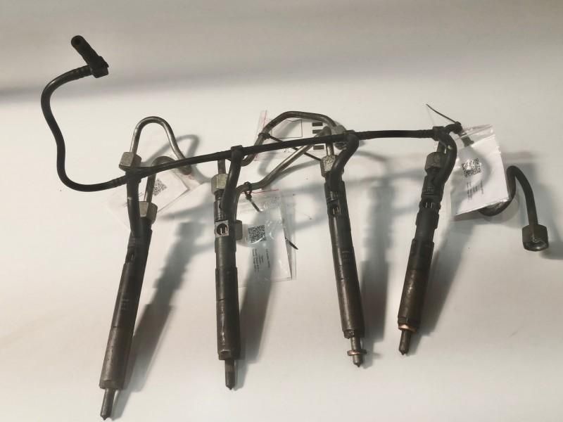Injector Renault Fluence 166000897R 1.5 dci K9K (834)