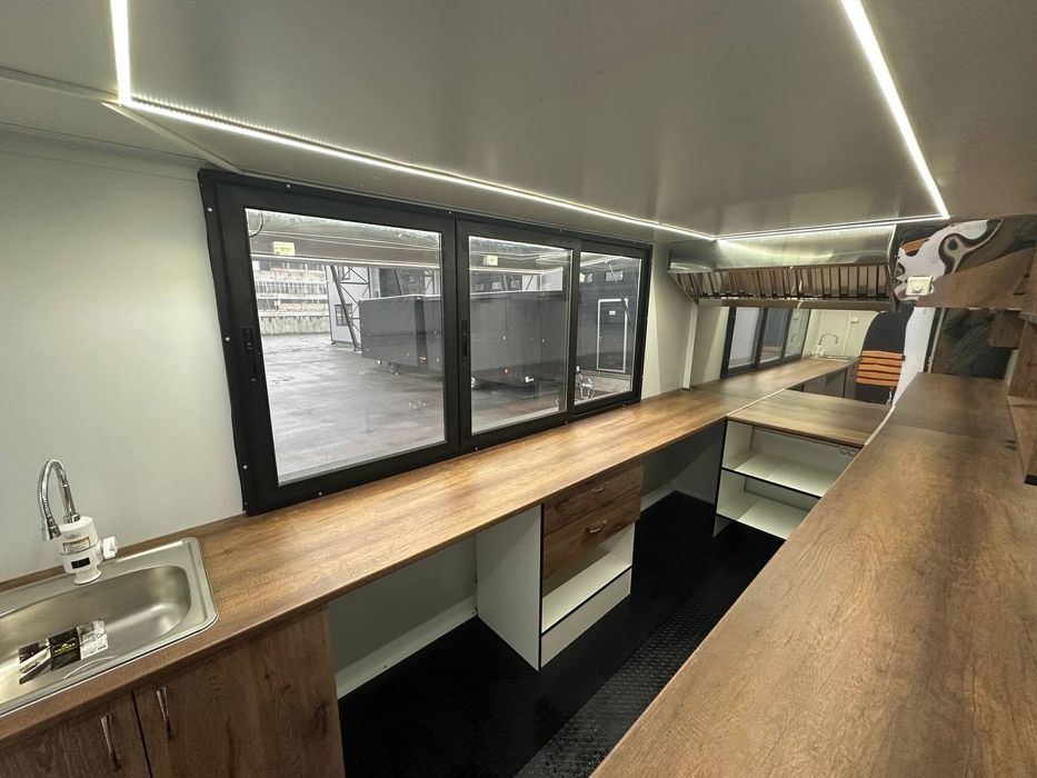 Търговска каравана за бързо хранене