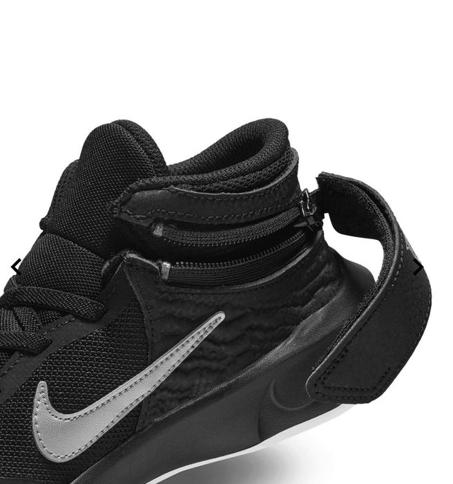 Детски маратонки Nike TEAM HUSTLE