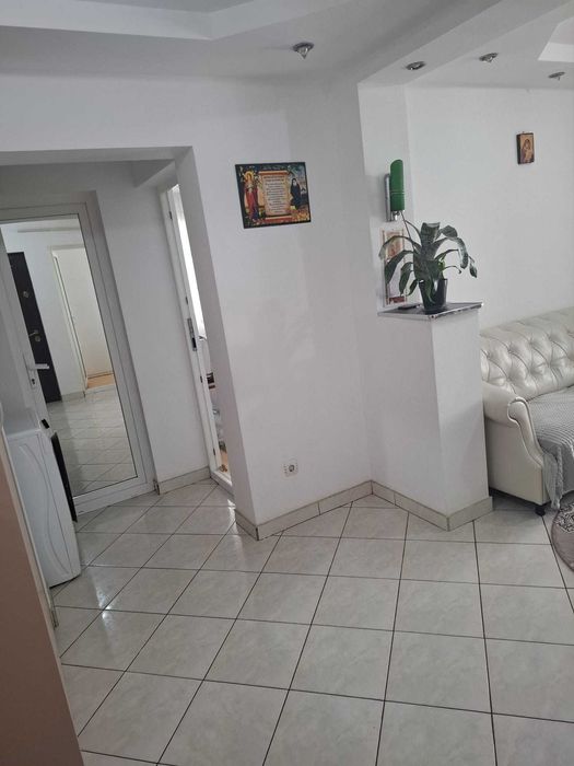 Apartament de vanzare pe strada Independenței