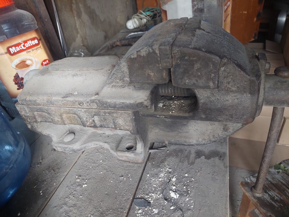 Тиски советские в отличном состоянии