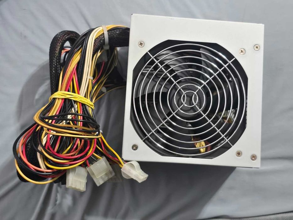 Sursa PC Chieftec Smart Series 550W, Model GPS-550AB A, Dual Rail +12V, Ventilator 120mm, ATX