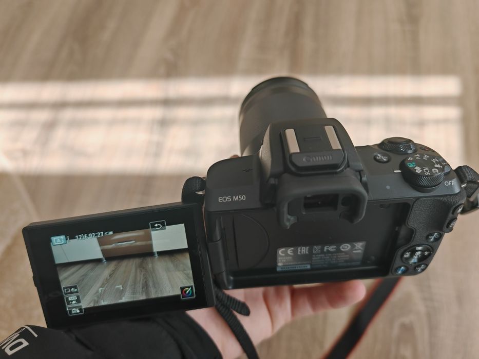 Canon M50 Mirrorless 18-150mm