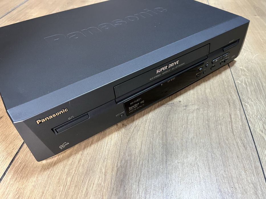 Videorecorder Panasonic seria NV FJ621
