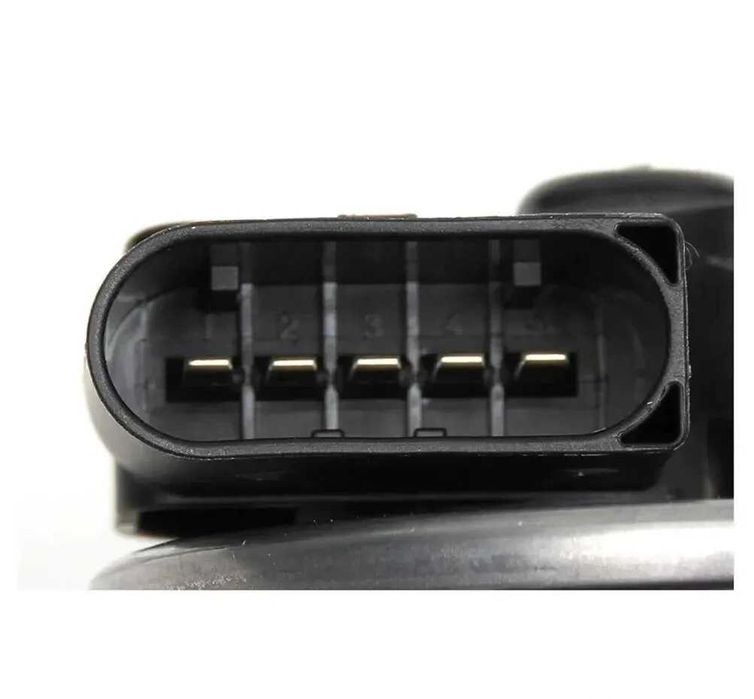 Оригинален горивен филтър за Mercedes двигател 651 дизел .