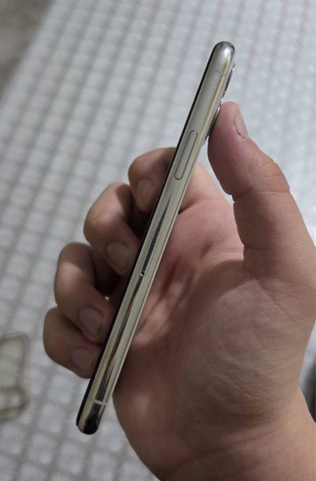 Обменяю Iphone 11 pro